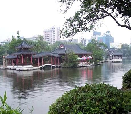 榕湖3